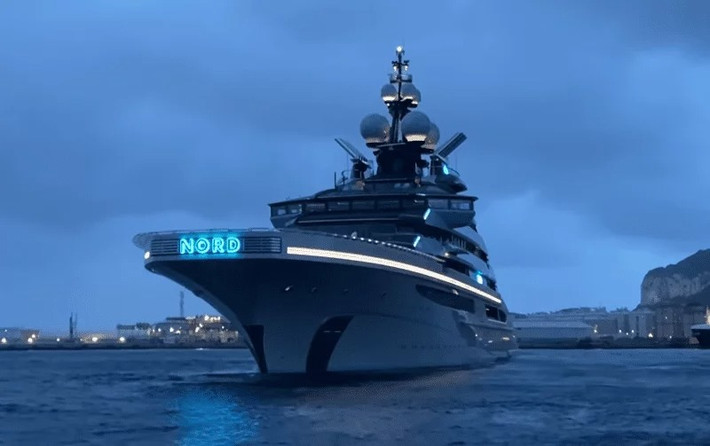 Với chiều dài lên tới 142 mét, Nord trở thành du thuyền lớn thứ 10 trên thế giới. Ảnh: Yachtbible