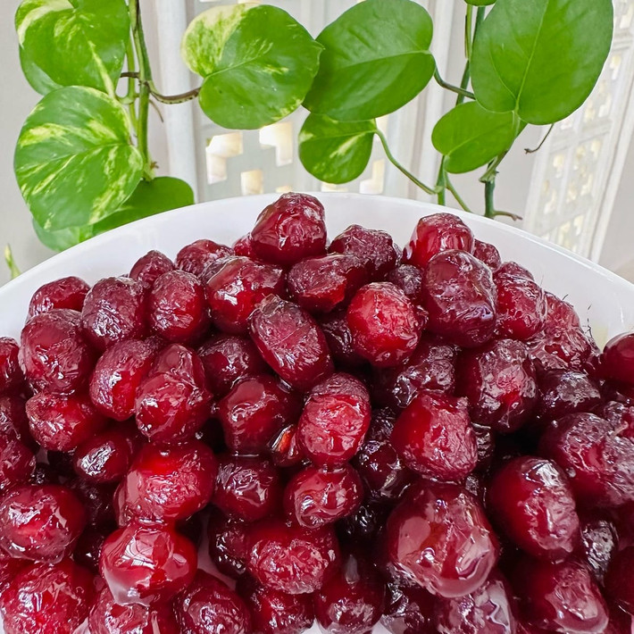 Một trong số đó là mứt chùm ruột, một đặc sản của Tây Ninh. Ảnh: Facebook