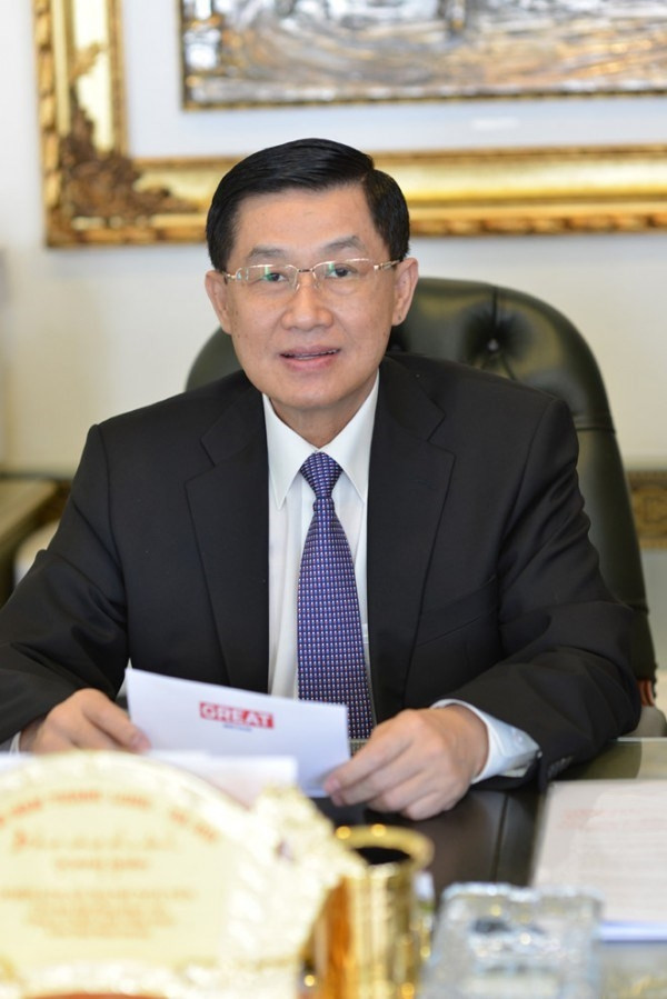 Tỷ phú Johnathan Hạnh Nguyễn là doanh nhân nổi tiếng được biết đến với biệt danh "vua hàng hiệu". Ông đã đưa IPPG trở thành doanh nghiệp lớn trong và ngoài nước, đồng thời đóng góp tích cực vào việc thu hút đầu tư, phát triển kinh tế và du lịch Việt Nam. Ảnh: Bnews