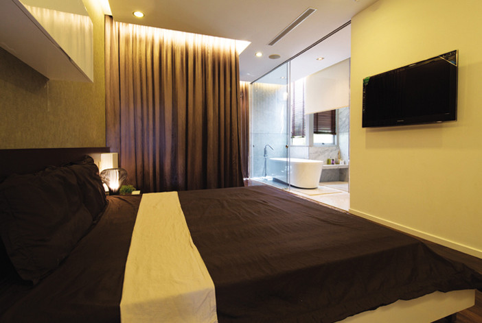 Phòng ngủ chính dành cho bố mẹ.
