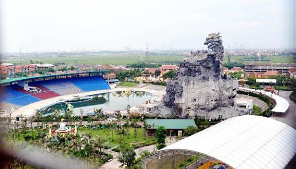 Theo ông Minh, số tài sản trên được xây dựng trong thời gian ông và bà Thủy là vợ chồng, nhưng phần lớn cổ phần đứng tên bà Thủy. Ông yêu cầu phải được chia số cổ phần tăng thêm đứng tên bà Thủy tại Công ty Cổ phần Tập đoàn Bảo Sơn và một số công ty khác. Ảnh: Vietnamnet.
