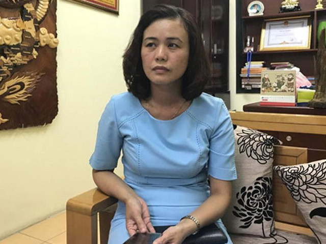 Gần đây, không ít nữ quan chức Việt vướng vào những vụ lùm xùm đáng tiếc, gây xôn xao dư luận. Mới đây nhất, bà Nguyễn Thị Thuý Hà, Phó Chủ tịch UBND phường Văn Miếu, Đống Đa (Hà Nội), bị người dân "tố" lớn tiếng mắng người dân “vô văn hoá”. Liên quan đến vụ việc, bà Nguyễn Thị Thúy Hà đã bị tạm đình chỉ công tác để làm rõ thông tin vụ việc.
