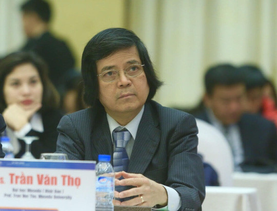 GS. TS. Trần Văn Thọ, Đại học Waseda (Nhật Bản), sinh năm 1949 tại Quảng Nam, sang Nhật Bản du học từ năm 1967 và định cư cho đến hiện tại. Ông có học vị tiến sĩ kinh tế Đại học Hitotsubashi (Tokyo, Nhật Bản). Năm 1990, ông là một trong ba người nước ngoài được mời làm thành viên chuyên môn trong Hội đồng tư vấn Kinh tế của Thủ tướng Nhật. Ông cũng từng tham gia cộng tác trong các tổ tư vấn cải cách kinh tế, ban nghiên cứu chính sách của nguyên Thủ tướng Võ Văn Kiệt và Phan Văn Khải. Ảnh: Thế Dũng.