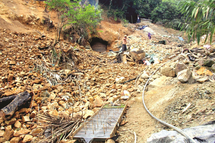 Mỏ vàng Bồng Miêu và Phước Sơn (Quảng Nam) được đánh giá là hai trong số những mỏ có trữ lượng vàng lớn (tổng khoảng 20 tấn). Ảnh: Baotintuc