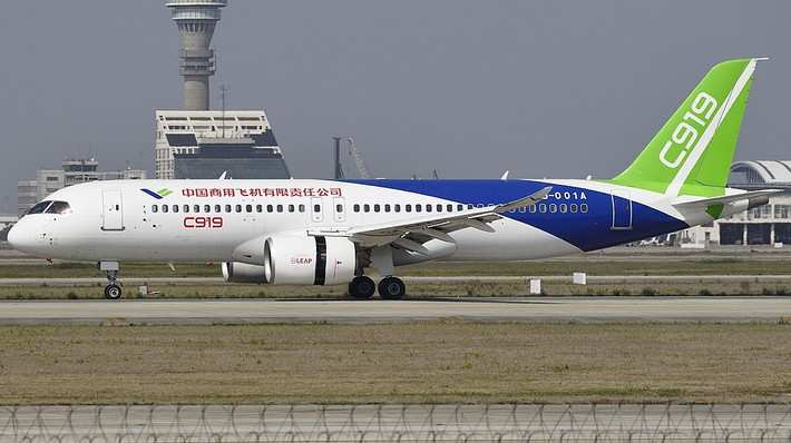 Comac C919 là máy bay chở khách thân hẹp, chủ yếu được chế tạo bằng hợp kim nhôm, trang bị động cơ phản lực cánh quạt CFM International LEAP. Ảnh: Wiki