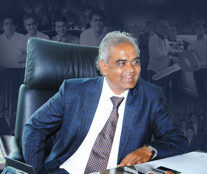 Savji Dholakia được biết đến là ông trùm kim cương nổi tiếng tại Ấn Độ. Sinh năm 1962 trong một gia đình nhỏ ở bang Gurajat (Ấn Độ), ông bỏ học năm 13 tuổi và bắt đầu làm việc cho xưởng kim cương của chú ruột. Ảnh: Wiki.