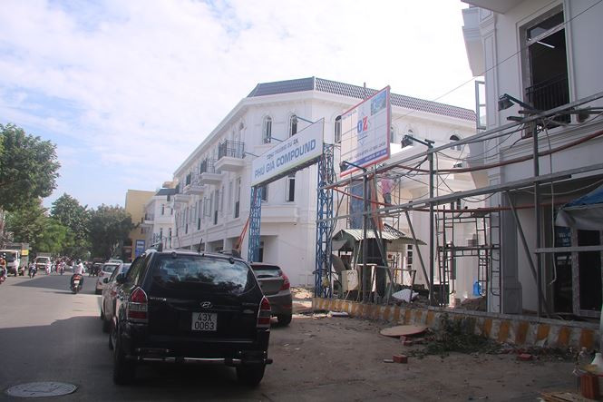 Quy mô dự án Phú Gia Compound gồm 137 căn gồm 10 căn nhà phố thương mại (shophouse) và 127 căn nhà phố vườn (townhouse). Ảnh: Tiền phong.