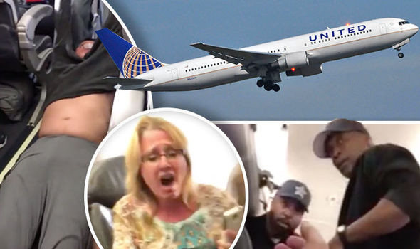 Việc hãng hàng không United Airlines kéo lê hành khách người Mỹ gốc Việt khiến cả thế giới bức xúc. Tuy nhiên trước đó, hãng hàng không này đã "nổi tiếng" với những dịch vụ vô cùng tồi tệ. Ảnh: Daily Express.