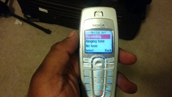 Âm báo tin nhắn "Ascending" được coi là khẩu hiệu của Nokia. Ảnh: Youtube.