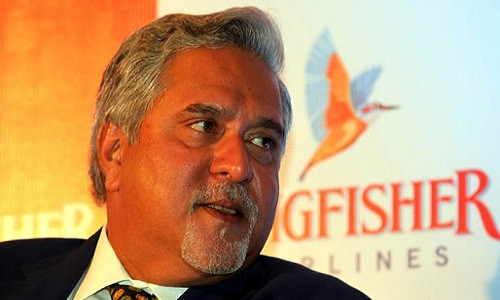 Tỷ phú Vijay Mallya là Chủ tịch tập đoàn UB chuyên kinh doanh đồ uống có cồn lớn nhất Ấn Độ. Ông cũng từng là chủ sở hữu của hãng hàng không Kingfisher, Ấn Độ. Ảnh: The Indian Express.