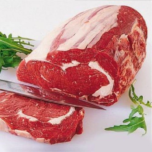 Thịt bò Úc có độ mềm và dẻo hơn thịt bò nội địa. Ảnh: CleverFood.