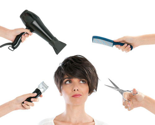 Đây là thời điểm tốt để bạn bắt đầu chọn cách dịch vụ làm đẹp, đặc biệt là cắt, uốn, nhuộm tóc. Trừ trường hợp bạn không có điều kiện hoặc thời gian, nếu không hãy tránh đi vào sát Tết bởi bạn sẽ tốn thêm thời gian chờ đợi để làm tóc. Nhiều cửa hàng tăng phí cắt tóc gấp rưỡi, gấp đôi ngày thường.