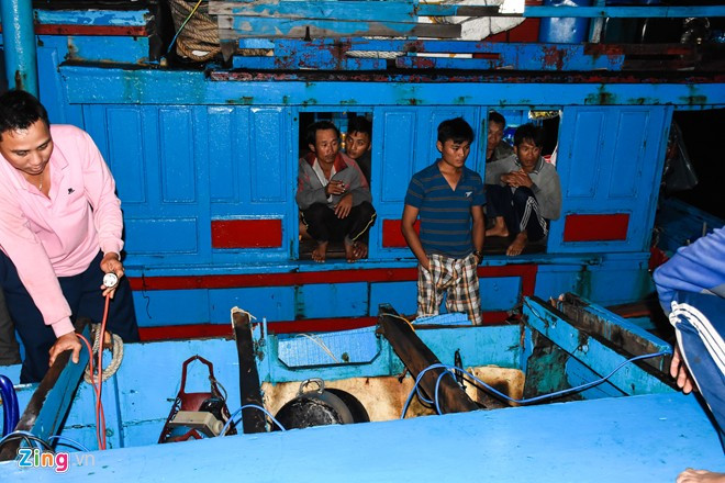 Ông Hà Lê cho biết, phía Trung Quốc đang xác minh và đề nghị Việt Nam làm rõ hơn về số hiệu tàu sắt.