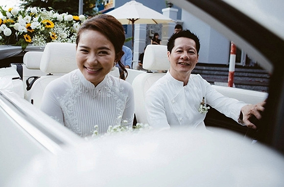 Người mẫu Phan Như Thảo cũng từng gây xôn xao khi cô đính hôn với đại gia Đức An - hơn cô 26 tuổi.