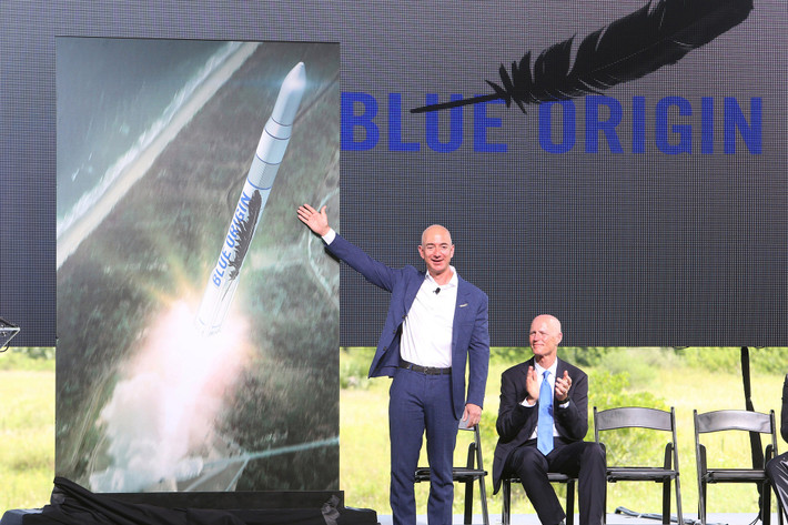 Từ lâu đã muốn biến việc du hành vũ trụ thành hiện thực, Bezos quyết định đầu tư khoảng 1 tỷ USD mỗi năm vào Blue Origin, một dự án tâm huyết của tỷ phú. Ảnh: Nytimes.