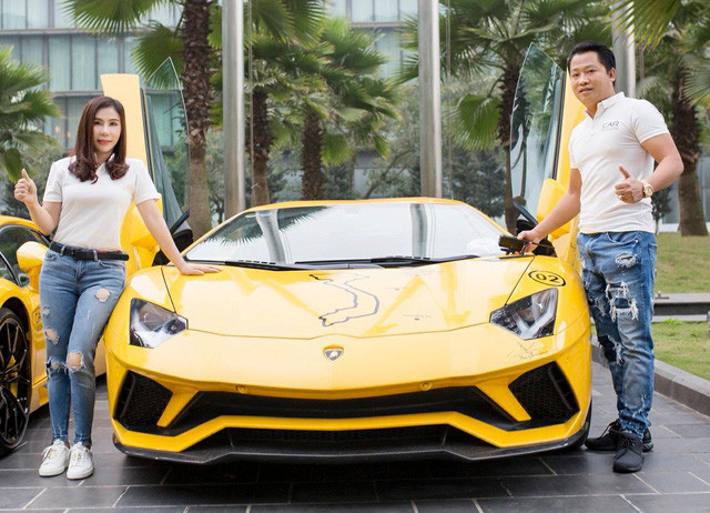 Nữ đại gia Phan Thị Mai được biết đến là bà chủ một chuỗi thẩm mỹ viện ở Sài Gòn. Bà Mai cũng nổi tiếng với dàn siêu xe hàng trăm tỷ. Ảnh: Pháp luật & Bạn đọc
