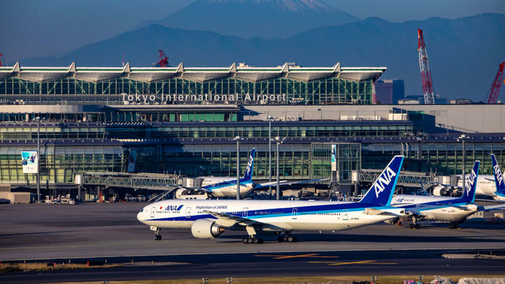 Đứng ở vị trí thứ hai là sân bay quốc tế Tokyo. Sân bay này còn được được trao danh hiệu "Sân bay sạch nhất".
