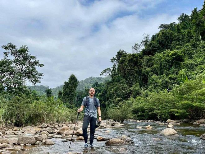 Thông qua một số hình ảnh, nhiều người nhận xét Nguyễn Hoàng Việt có phong cách cực kỳ giản dị. Ảnh: Pháp luật & Bạn đọc