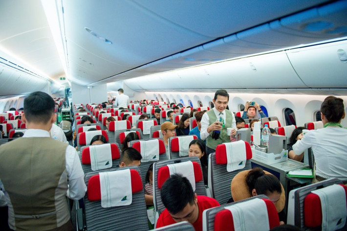 Boeing 787-9 Dreamliner của Bamboo Airways có thể chở tối đa 294 khách, trong đó khoang thương gia có 26 ghế, khoang phổ thông đặc biệt có 21 ghế và khoang phổ thông có 247 ghế. Ảnh: Bamboo Airways