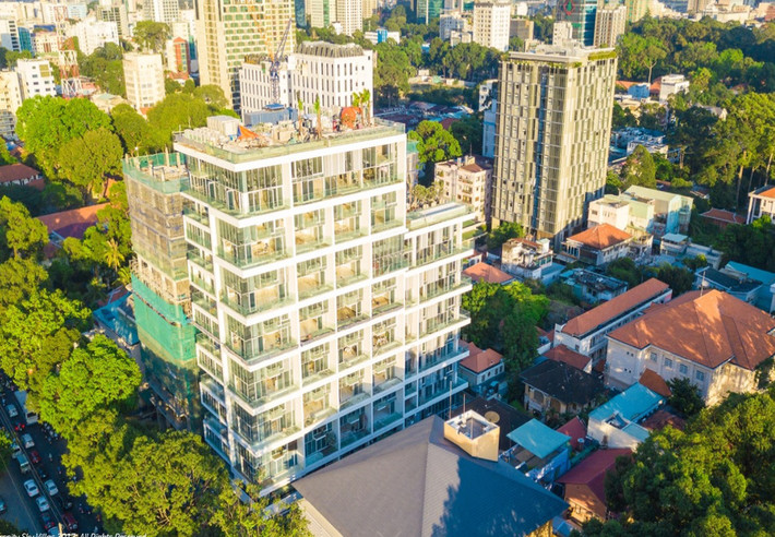 Sơn Kim Group là một tập đoàn bất động sản nghìn tỷ, sở hữu nhiều dự án đồ sộ. Trong đó, dự án villa trên cao "Serenity Sky Villas" được ví như "thiên đường nghỉ dưỡng" của giới thượng lưu ngay trung tâm Sài Gòn.