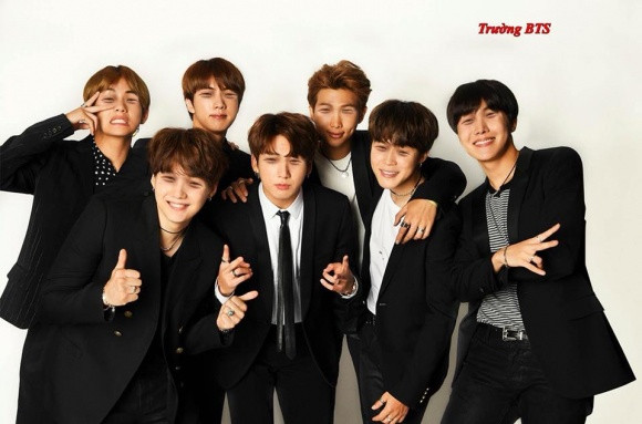 Các chàng trai của nhóm BTS xứ Hàn đáng yêu khi sở hữu mắt híp.