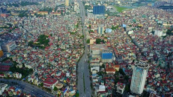 Dự án đường vành đai 2 đoạn Ngã Tư Sở - Ngã Tư Vọng có tổng mức đầu tư gần 2.600 tỷ đồng. Theo tính toán, mỗi mét đường này có giá gần 1,3 tỷ đồng. Ảnh: Infonet.