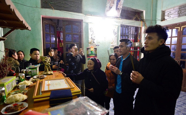Căn nhà đơn sơ của gia đình thủ môn U23 Việt Nam - Bùi Tiến Dũng ở làng Bào, thuộc vùng cao xã Phúc Thịnh (Ngọc Lặc, Thanh Hóa). Ảnh: Zing.