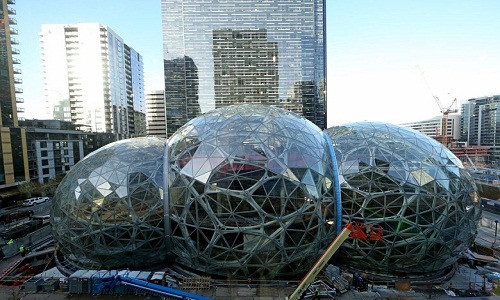 Văn phòng mới của Amazon có thiết kế độc đáo: 3 quả cầu kết nối lại với nhau và được làm bằng kính kết hợp thép.