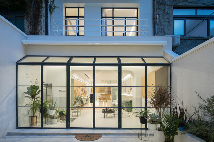 Chính vì vậy, sửa chữa và cải tạo nhà là điều cần thiết để phục vụ nhu cầu của cả gia đình.