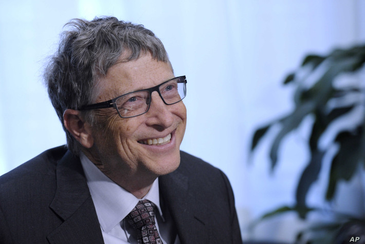 16 năm sau, trước khi về hưu tỷ phú Bill Gates đưa ra 10 lời khuyên dành cho người trẻ trên con đường khởi nghiệp và đầu tiên là về công bằng, bình đẳng: "Cuộc sống vốn dĩ không công bằng. Hãy tập quen dần với điều đó!". Ảnh: Getty Image