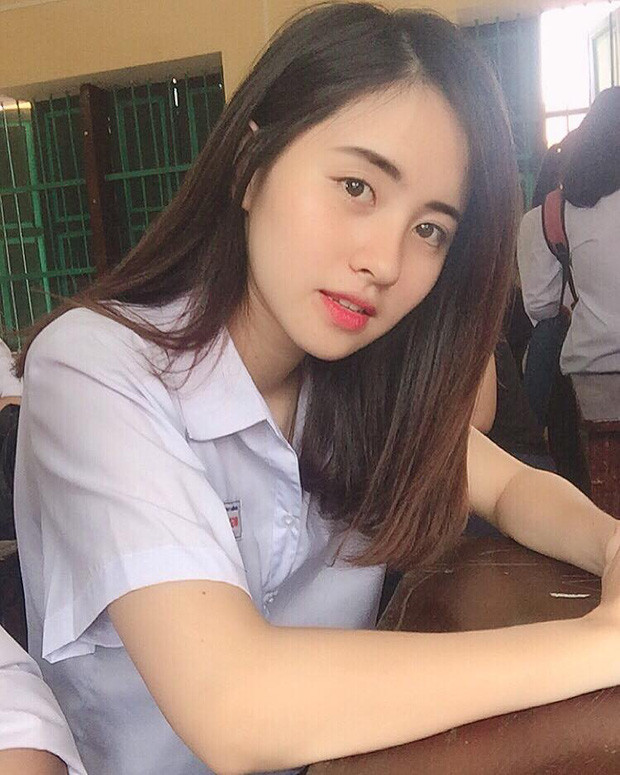 10X xinh đẹp cực giống hot girl Tâm Tít này hiện đang là học sinh của trường THPT Nguyễn Huệ - Yên Bái.