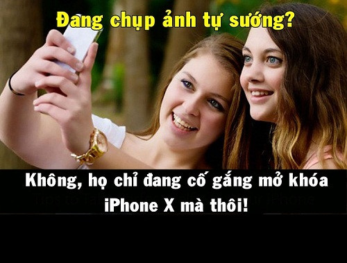 Việc sẵn sàng chi 1 khoản tiền không nhỏ, thậm chí đáng giá bằng 2 chiếc xe máy (tầm trung) để mua "dế xịn" đã làm bùng nổ ý kiến tranh luận gay gắt trên mạng. Nhiều người thậm chí cảnh báo việc chạy theo công nghệ mà không “tự lượng sức mình” sẽ khiến sinh viên, học sinh lao vào nợ nần chồng chất chỉ vì một chút ngưỡng mộ ảo của người khác. Ảnh: FB