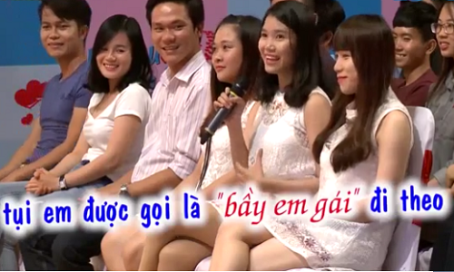 Ba cô em gái "hộ tống" người anh trai nhút nhát đi tìm kiếm một nửa trong "Bạn muốn hẹn hò" đó là Bảo Sương, Thúy Hằng và Hồng Nguyễn. Không chỉ có ngoại hình bắt mắt, cô bạn Bảo Sương còn có phần giao lưu đáng yêu. Vì thế, cả ba cô em gái của Thanh Phong đã dành được nhiều thiện cảm từ phía khán giả truyền hình.