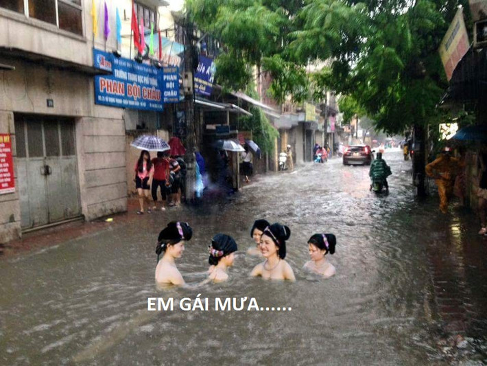 Cùng giải trí với loạt ảnh chế em gái mưa "lầy lội" của cư dân mạng.
