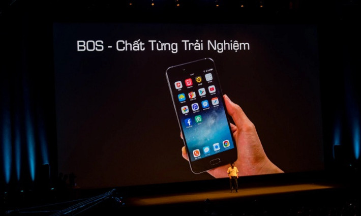 Tuy nhiên, đây mới chỉ là phiên bản chạy thử, đến ngày 19/8 Bphone thế hệ hai mới chính thức bán trên thị trường. Hy vọng, Bkav sẽ "vá" lỗi, khắc phục được những hạn chế này để sản phẩm hoàn thiện hơn khi đến tay người tiêu dùng. Ảnh: Tinhte.