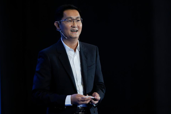 Theo thông tin mới nhất của Forbes, tỷ phú Ma Huateng chính thức vượt qua Jack Ma trở thành người giàu nhất tại Trung Quốc sau khi giá cổ phiếu hãng công nghệ Tencent trên sàn giao dịch chứng khoán Hồng Kông tăng 2,95%, giúp khối tài sản của Ma Huateng cán mốc 36,2 tỷ USD. Ảnh: Getty Images.