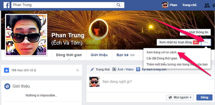 Tiếp theo, phía trên cùng sẽ xuất hiện một khung màu đen "Đây là giao diện Dòng thời gian của bạn hiển thị với: Mọi người", ngoài ra bạn cũng có thể bấm vào Xem với tư cách một người cụ thể để chọn đích danh ai đó có thể xem trên dòng thời gian của bạn.