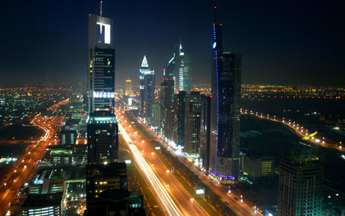 Các tiểu vương quốc Arab thống nhất (UAE): GDP bình quân (tính theo PPP): 67.696 USD. (Ảnh: KT)