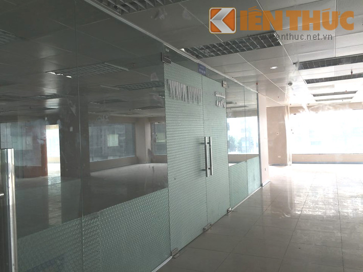 Theo một nhân viên vệ sinh của tòa nhà 29T1 - Trung Hòa Nhân Chính, công ty Liên kết Việt đã chuyển đến địa điểm này từ khoảng giữa năm 2014. Trước đây, công ty này nằm ở một căn chung cư tầng 19 trong tòa nhà nhưng chật hẹp hơn. Tuy nhiên, vào thời điểm trước Tết 2016, công ty bất ngờ chuyển khỏi đây mà không rõ lý do.