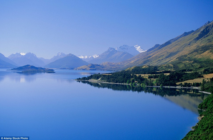 Khung cảnh tĩnh lặng tại khu vực hồ Wakatipu.