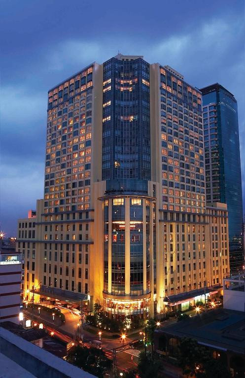 New Coast Manila là khách sạn tiêu chuẩn 5 sao, cách sân thi đấu Rizal Memorial khoảng 2 km. Ảnh: Booking