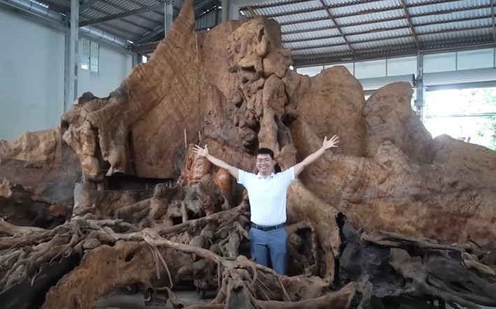 Theo ông Chiến, năm 2016, một khách du lịch ở Khánh Hòa ghé tới tham quan có ngỏ ý mua với giá 8 tỷ đồng. Ông không muốn bán. Họ liền trả lên 10 tỷ đồng nhưng thất bại.