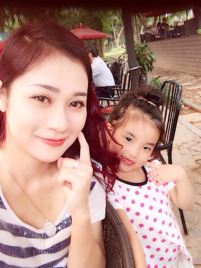 Là người kín tiếng trong cuộc sống riêng, Tự Long chưa bao giờ hé lộ về hôn nhân tan vỡ với người vợ đầu Minh Trang.