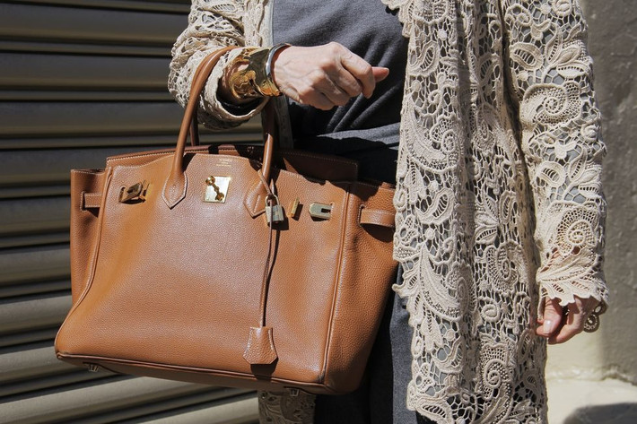 Vì có giá trị lớn nên trên thế giới đã xảy ra không ít vụ trộm túi Hermès Birkin gây rúng động. Nguồn ảnh: Townandcountrymag
