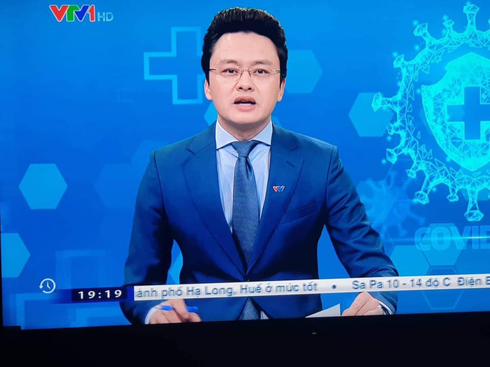 Đến với truyền hình khá muộn nhưng BTV Hữu Bằng ghi dấu ấn tốt trong lòng khán giả bởi lối dẫn lịch lãm, chững chạc và cách xử lý vấn đề vô cùng thông minh. Ảnh: Vietnamnet