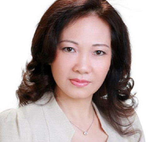 Bà Lê Thị Thúy Ngà – Chủ tịch tập đoàn Nam Cường, một doanh nhân kín tiếng nhưng lại là "người đàn bà thép" trong giới kinh doanh bất động sản. Bà tiếp quản vai trò Chủ tịch Tập đoàn Nam Cường sau khi chồng bà là doanh nhân Trần Văn Cường qua đời đầu năm 2010.