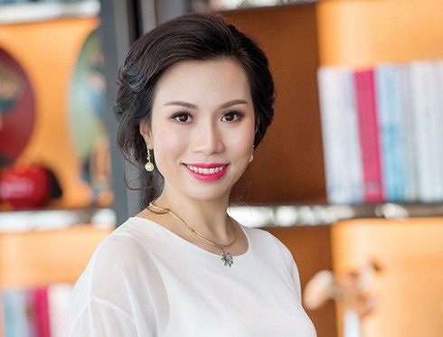 Với vai trò Chủ tịch HĐQT, Tổng giám đốc TNR Holdings, Phạm Thị Vân Hà được ví như “người đàn bà thép” trong ngành bất động sản. Bà Phạm Thị Vân Hà đến với bất động sản Việt Nam từ khi quyết định từ Đan Mạch trở về nước đảm nhận công việc ở Vincom.