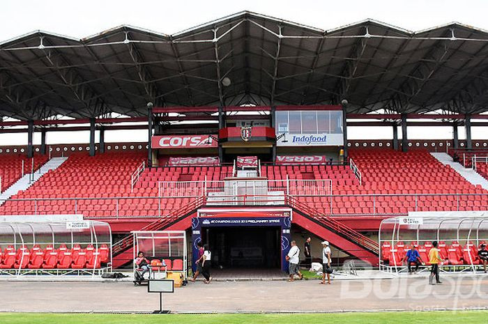 Ngày 15/10, đội tuyển Việt Nam sẽ có trận làm khách trước Indonesia trên sân vận động Kapten I Wayan Dipta tại đảo du lịch Bali. Ảnh: Bolasport.