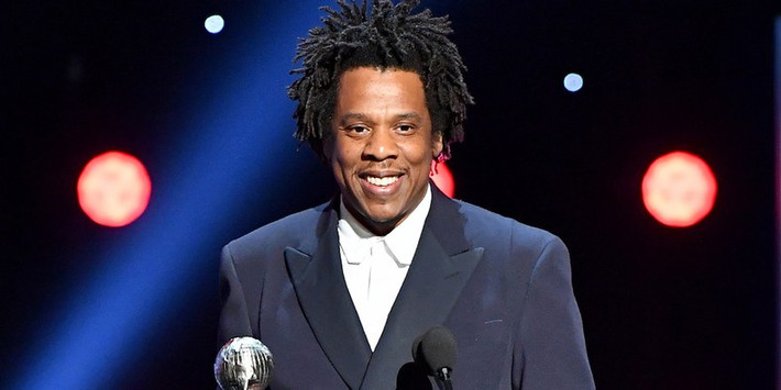 Tài sản của Jay-Z nằm trong các thương hiệu rượu, tác phẩm nghệ thuật, bất động sản và cổ phần trong những công ty như Uber.