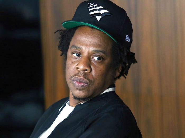 Jay-Z từng theo học một trường trung học nghề ở New York, nhưng chưa từng tốt nghiệp. Tháng 6/2019, Jay-Z được tạp chí Forbes công nhận là nghệ sỹ hip-hop đầu tiên trở thành tỷ phú, sở hữu khối tài sản ròng khoảng 1 tỷ USD.